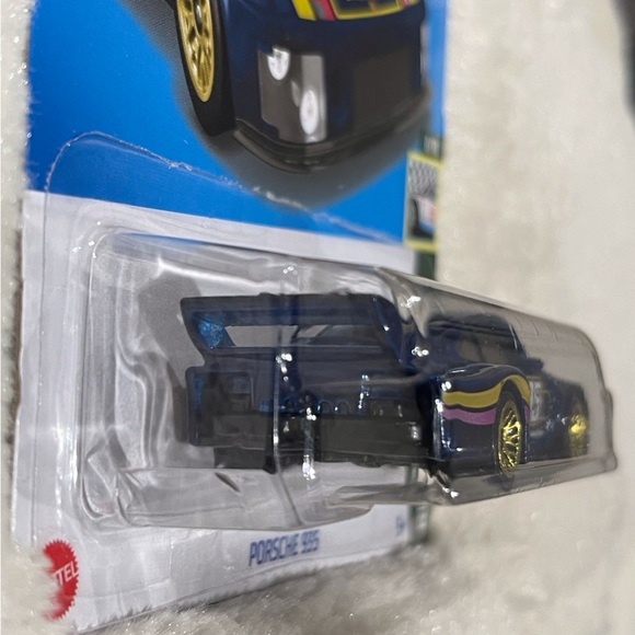 Brand New Hot Wheel Porsche 935 in Blue Colour Good Condition - Picture 4 of 5